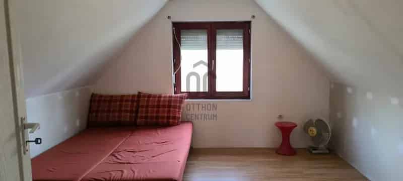 Balatonmáriafürdői eladó nyaraló, NY012449