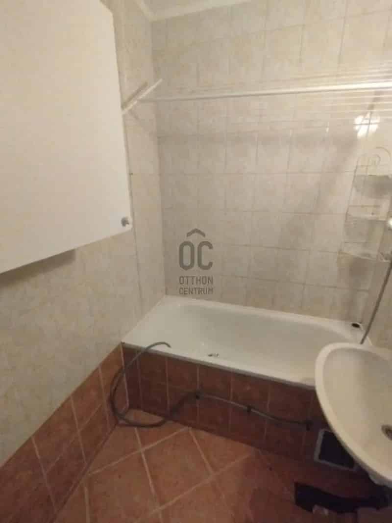 Lakás Kiadó , Siófoki járás, Dunántúl