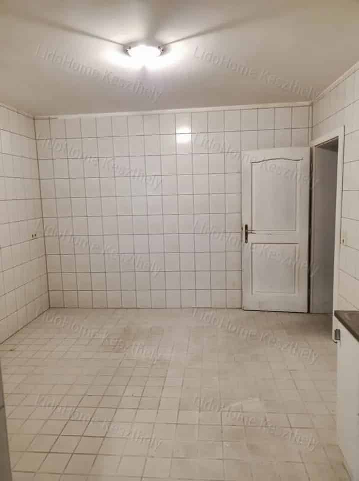 Üzleti célú Kiadó , Keszthelyi járás, Dunántúl