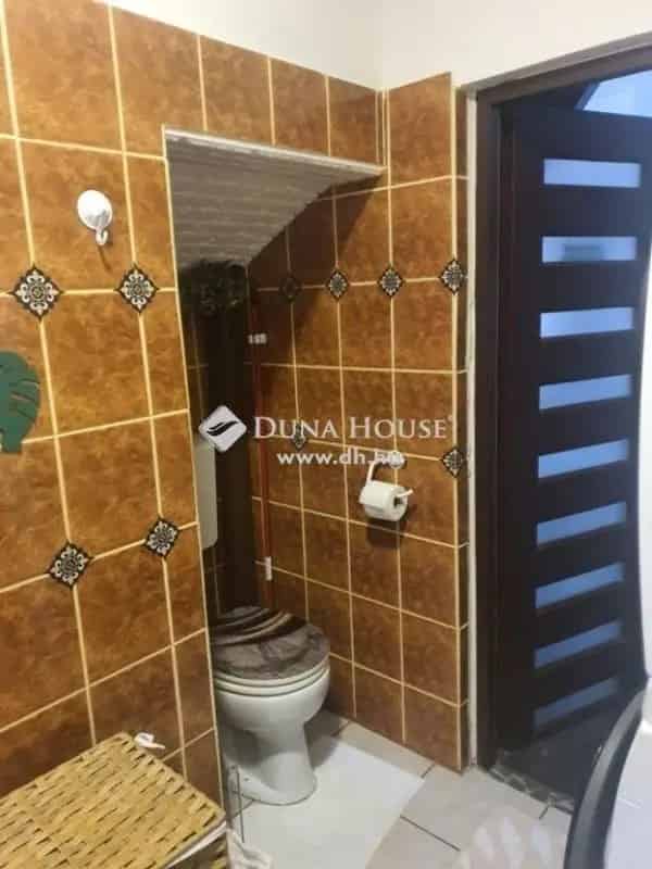 Ház Kiadó , Esztergomi járás, Dunántúl