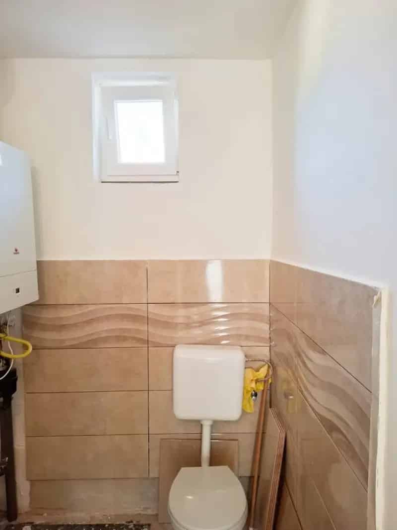 Ház Kiadó , Dunakeszi járás, Közép-Magyarország