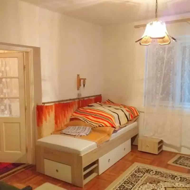 Ház Kiadó , Szarvasi járás, Alföld és Észak