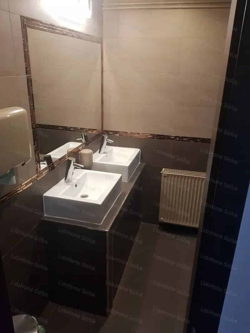 Üzleti célú Kiadó , Siófoki járás, Dunántúl
