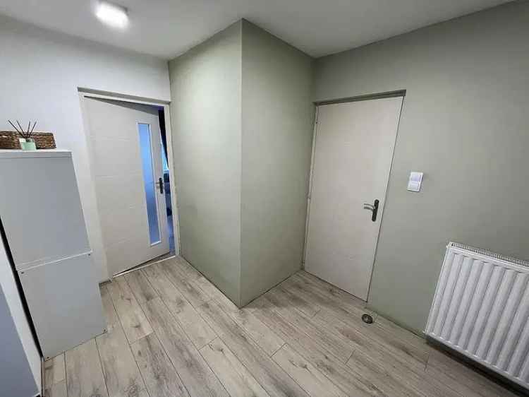 Ház Kiadó , Szentendrei járás, Közép-Magyarország