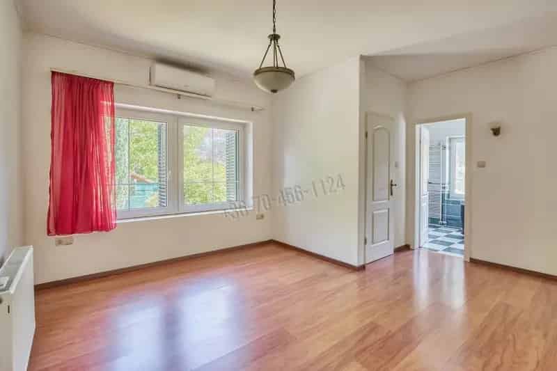 Ház Kiadó , Budapest, Közép-Magyarország