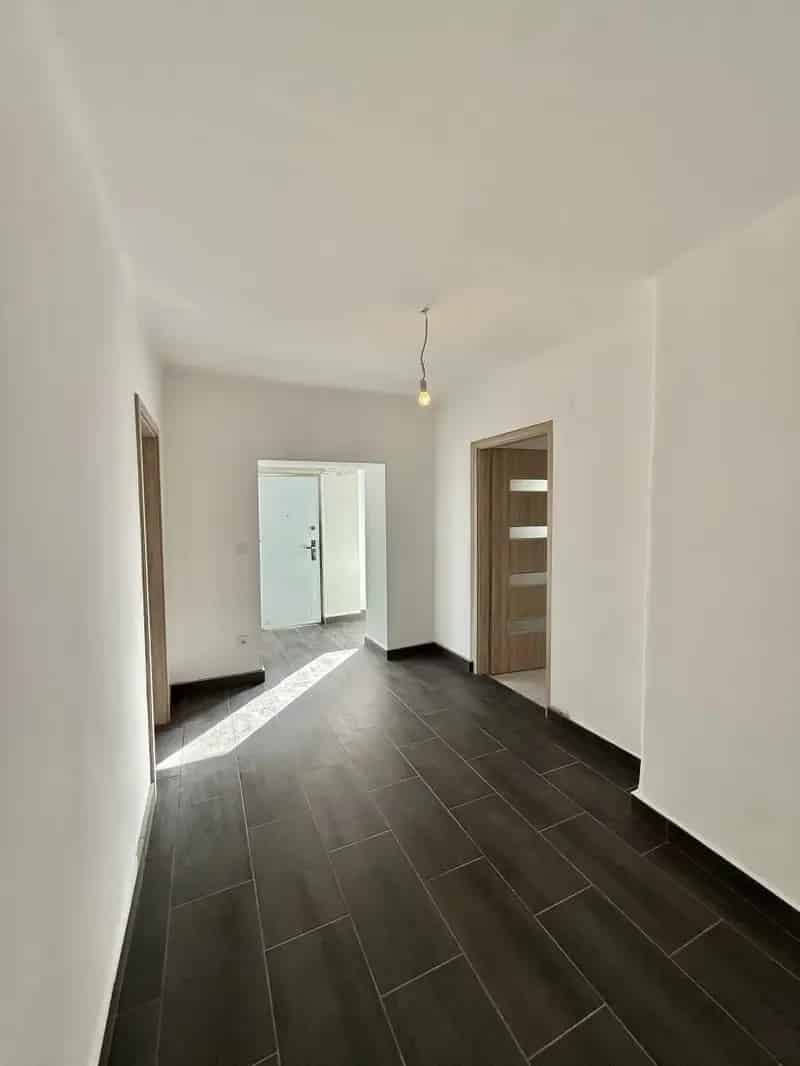 Ház Kiadó , Tamási járás, Dunántúl