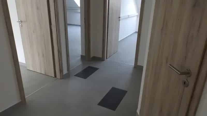 Üzleti célú Kiadó , Szegedi járás, Alföld és Észak