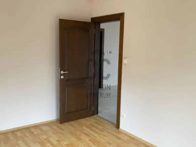 Lakás Kiadó , Budapest, Közép-Magyarország