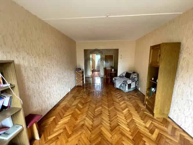 Veszprémi eladó panel lakás, H501555