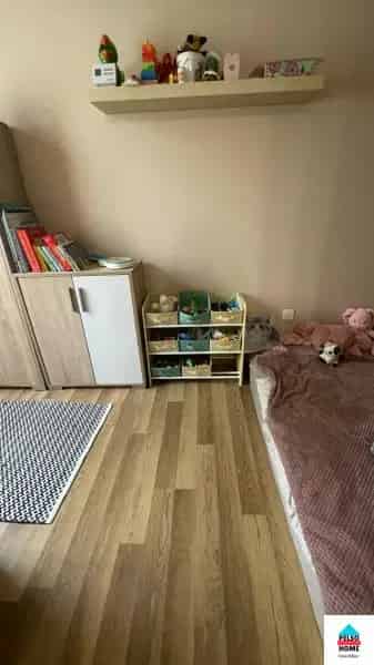 Ház Kiadó , Fonyódi járás, Dunántúl
