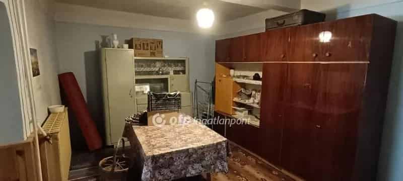 Ház Kiadó , Alföld és Észak