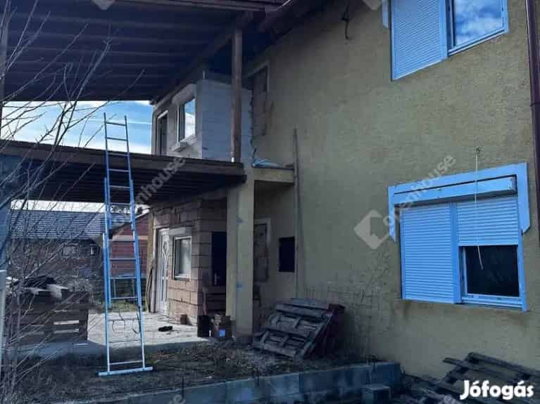 Félkész 3 szintes+alápincézett több generációs családi ház - Szomód, Ház - Jófogás Ingatlan