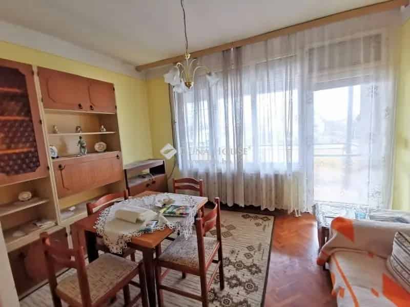 Ház Kiadó , Érdi járás, Közép-Magyarország