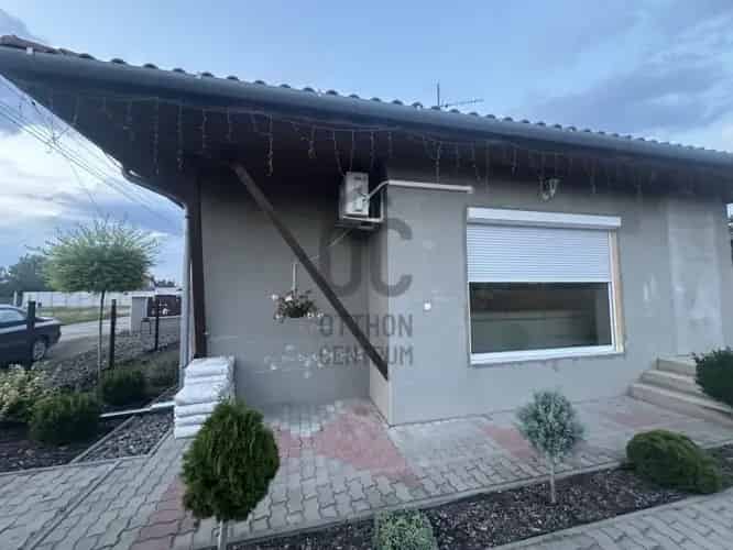 Ceglédi eladó családi ház, DHZ042106