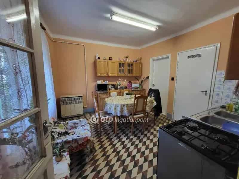 Ház Kiadó , Jászberényi járás, Alföld és Észak
