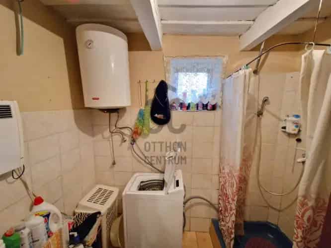 Ceglédi eladó családi ház, H498913