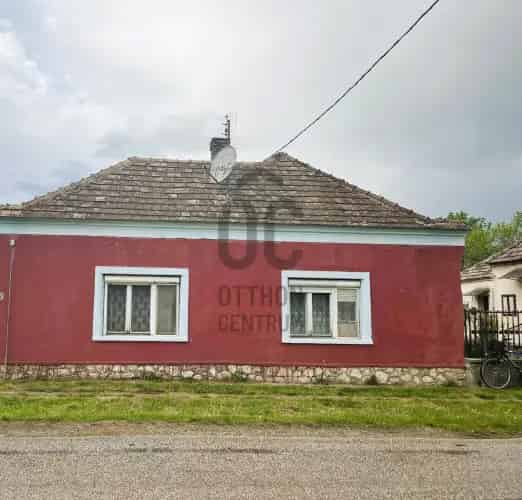 Pápateszéri eladó családi ház, DHZ077893