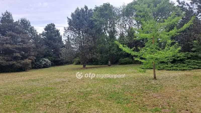 Építési Telek Eladó Napkoron - 1730 m² - Csendes Környezet