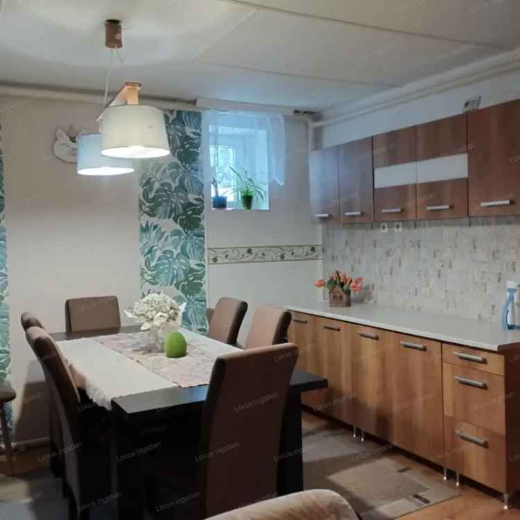 Ház Kiadó , Törökszentmiklósi járás, Alföld és Észak