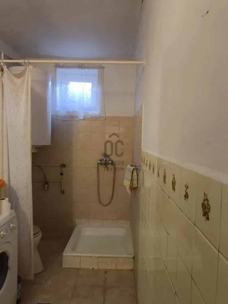 Ház Kiadó , Mohácsi járás, Dunántúl