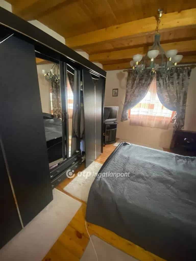 Ház Kiadó , Tiszafüredi járás, Alföld és Észak