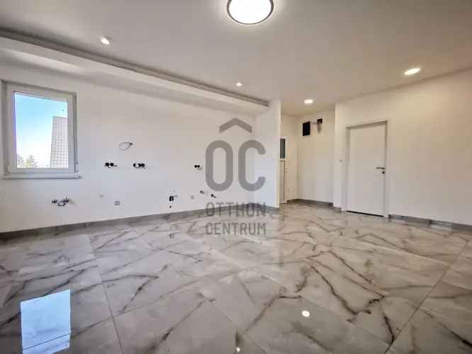 Székesfehérvári eladó újépítésű ikerház, U0047876