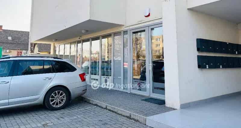 Üzleti célú Kiadó , Debreceni járás, Alföld és Észak