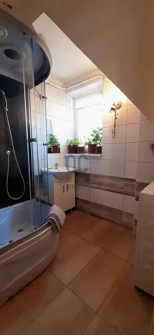 Ház Kiadó , Budakeszi járás, Közép-Magyarország