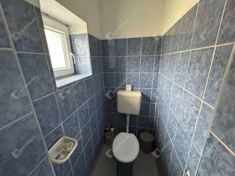 Telek Kiadó , Monori járás, Közép-Magyarország