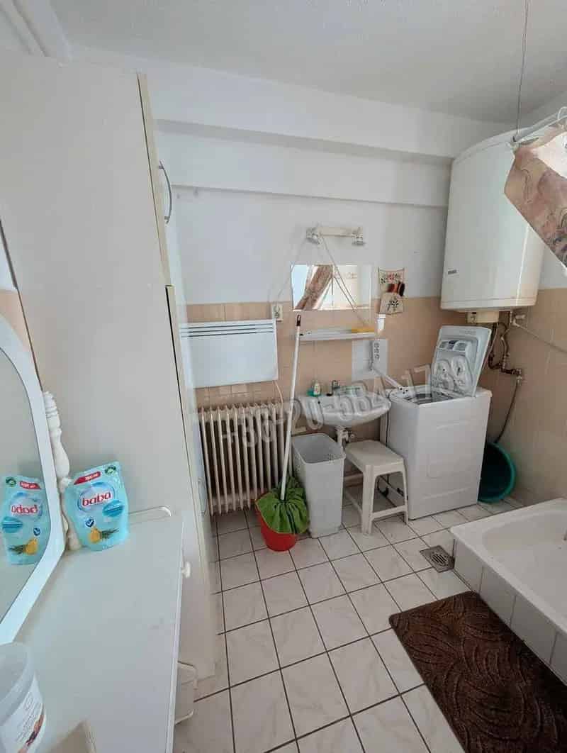 Ház Kiadó , Keszthelyi járás, Dunántúl