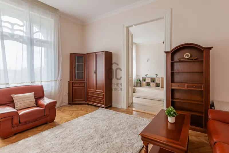 Lakás Kiadó , Budapest, Közép-Magyarország
