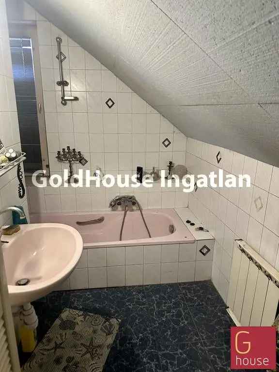 Ház Kiadó , Budapest, Közép-Magyarország
