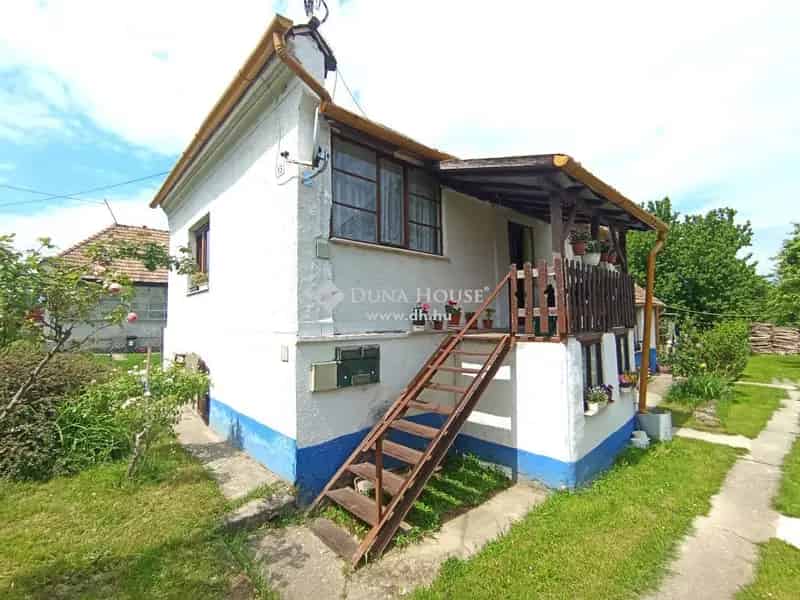 Ház Eladó , Neszmély, Dunántúl