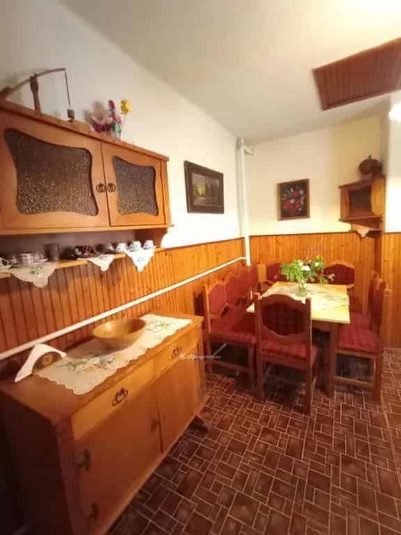 Ház Kiadó , Hatvani járás, Alföld és Észak