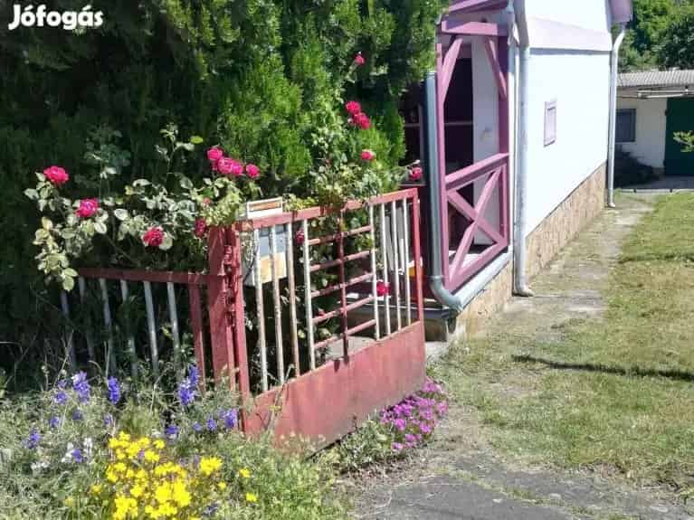 Eladó Nyaraló, Fonyód 41.900.000 Ft - Fonyód, Nyaralók, üdülők - Jófogás Ingatlan