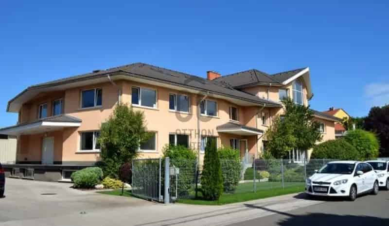 Budakeszii kiadó kereskedelmi ingatlan, UZ014880