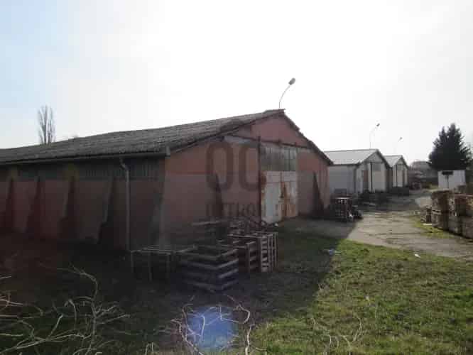 Abonyi eladó kereskedelmi ingatlan, UZ016961
