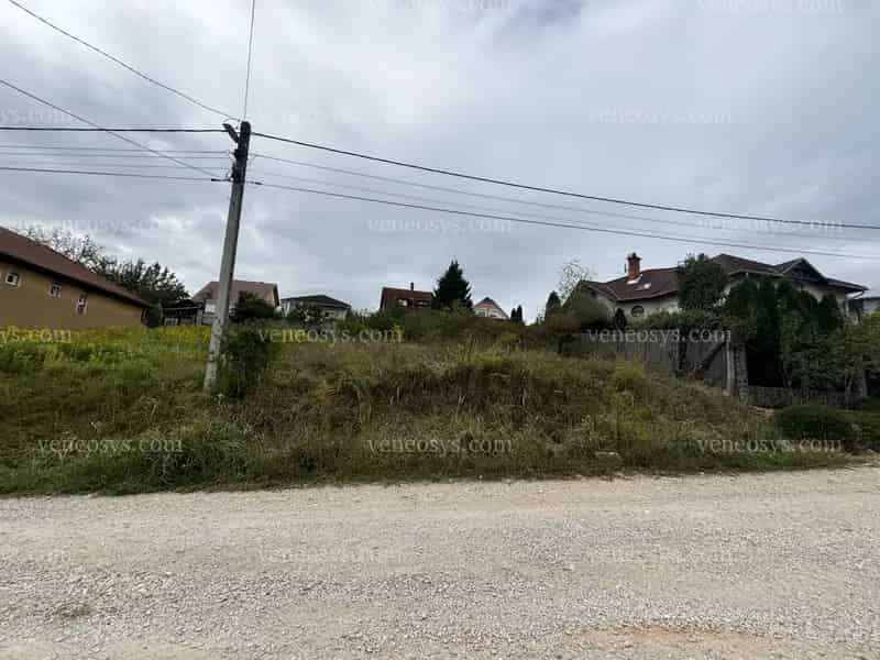 Megvásárlásra kínálok egy 500 nm-es építési telket Miskolc keresett, elit környékén!