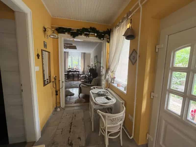 Ház Kiadó , Tatabányai járás, Dunántúl