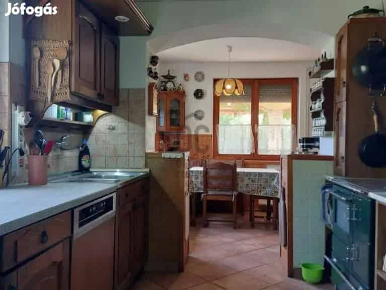 Tiszavalk 300 nm-es ház eladó 9 hektár birtokkal vendégházakkal