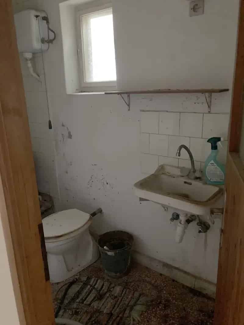 Ház Kiadó , Kismaros, Közép-Magyarország