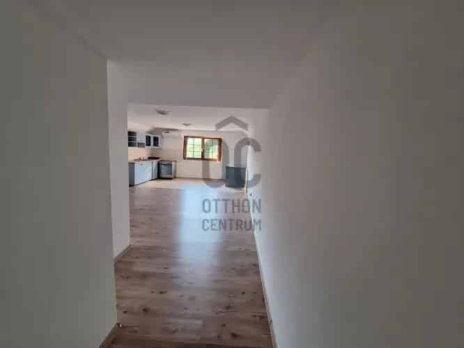 Tolnai eladó családi ház, H503157