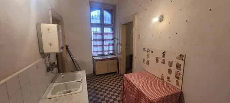 Lakás Kiadó , Budapest, Közép-Magyarország
