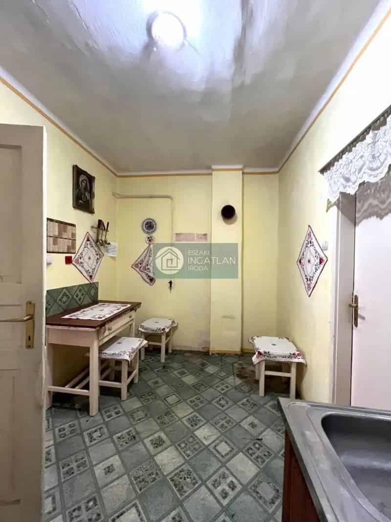Ház Kiadó , Kazincbarcikai járás, Alföld és Észak