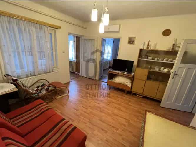 Várpalotai eladó családi ház, DHZ031403