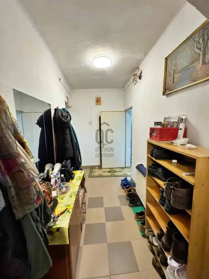 Ház Kiadó , Bicskei járás, Dunántúl