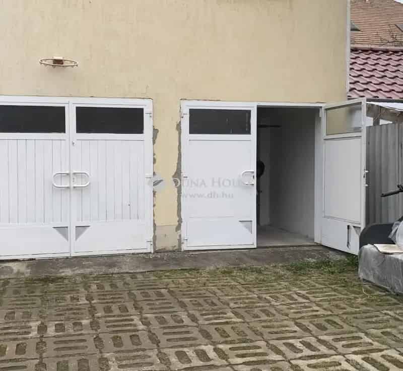 Garázs Kiadó , Szegedi járás, Alföld és Észak