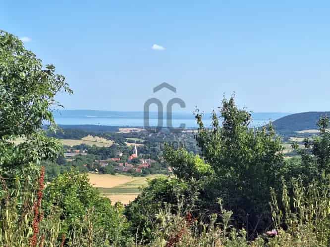 Balatoncsicsói eladó nyaraló, NY012838