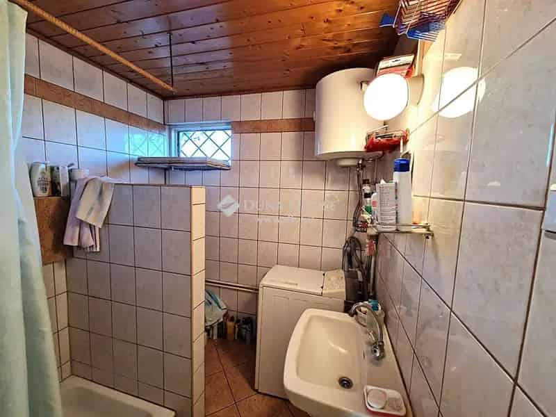 Ház Eladó , Monor, Közép-Magyarország