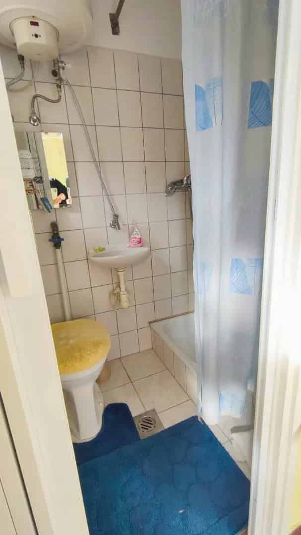 Ház Kiadó , Tapolcai járás, Dunántúl